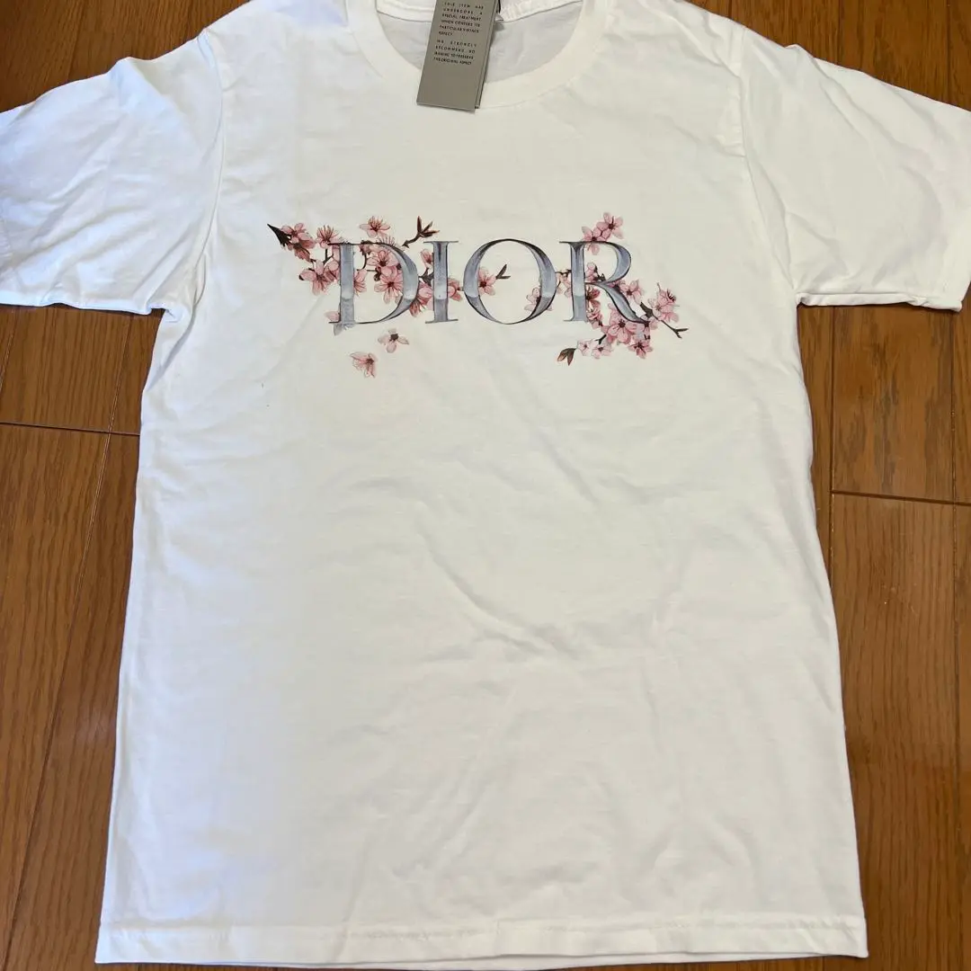 2025年最新】並行輸入品 dior tシャツの人気アイテム - メルカリ