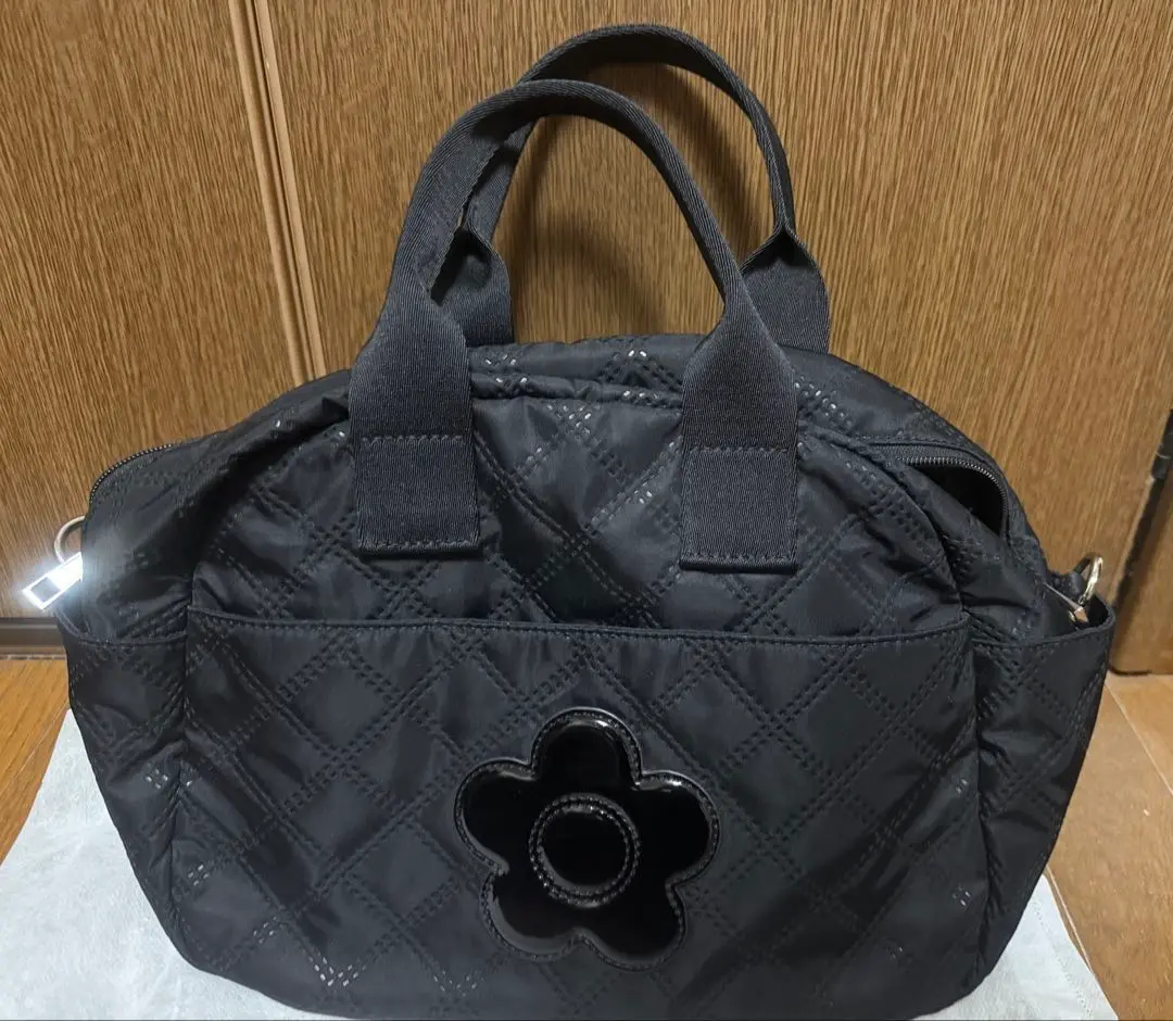 MARY QUANT ピンソニックキルトデイジー2WAYトート すぐ届く MARY QUANT* ピンソニックキルトデイジー 2WAYトート