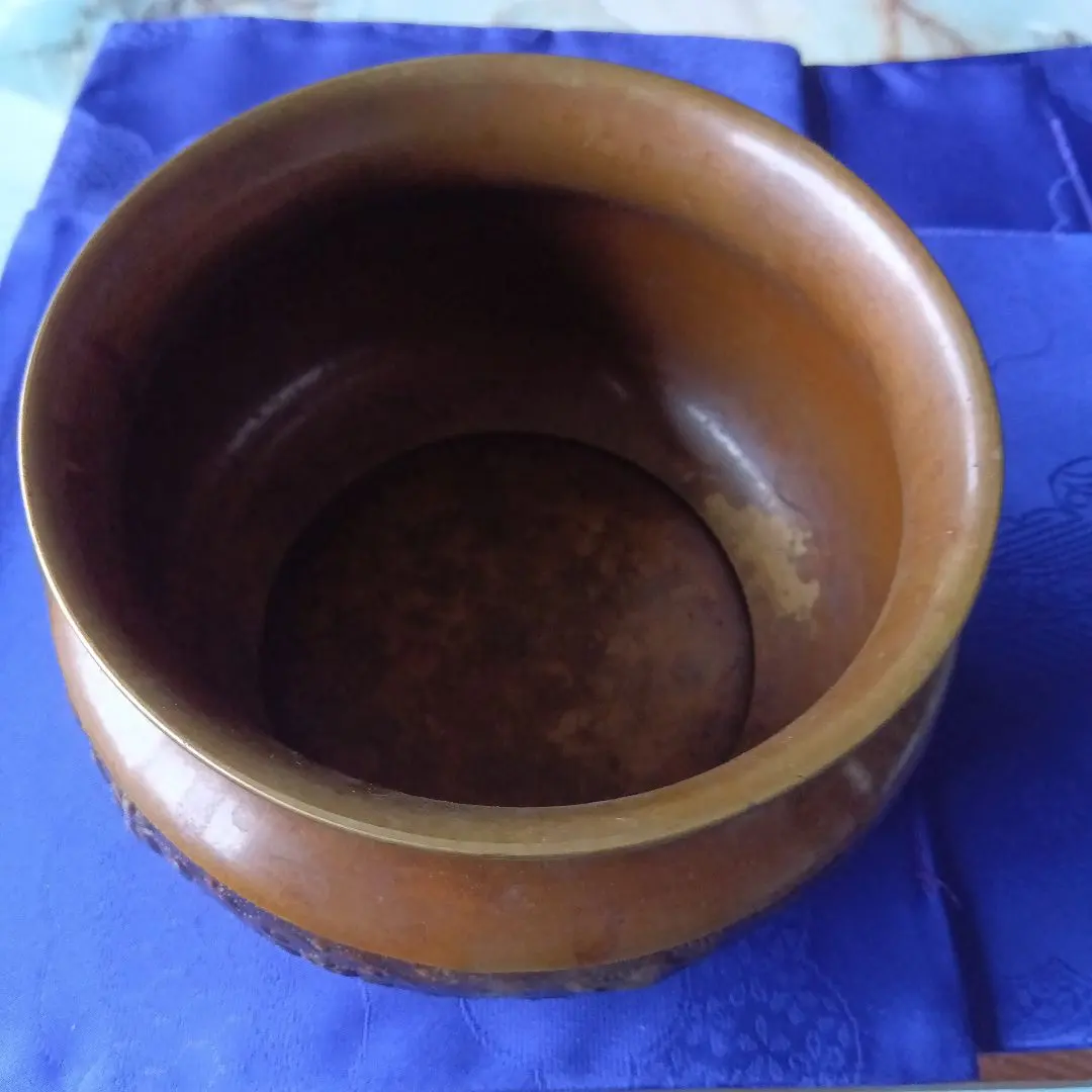 Thumbnail of Bronze water container