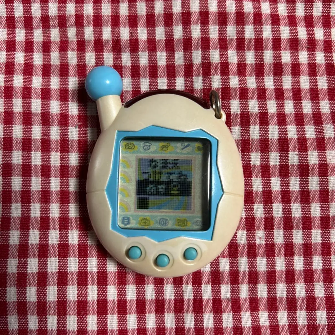 たまごっち　ビーズほわいと　レア色　新品 Amazon.co.jp: Enjoy Super Life! Tamagotchi Plus Beads, White