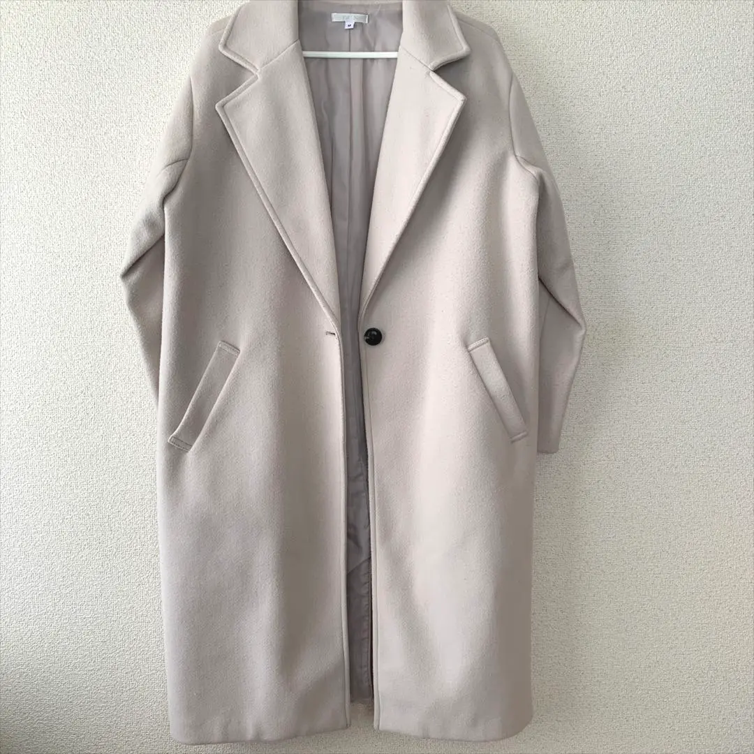 Thumbnail of Chester coat with pockets, white beige