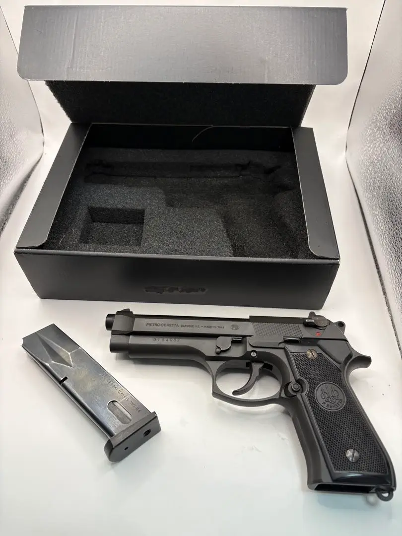 MGC BERETTA 92F ガスガン　革ホルスター付き Amazon.co.jp: ウエストバンドの内側レザーホルスターBeretta 92