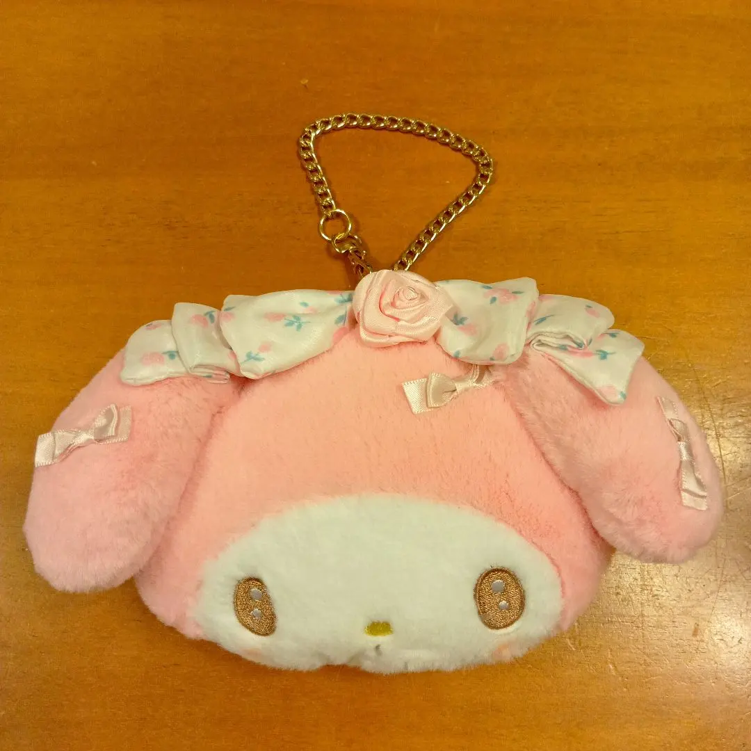 Thumbnail of My Melody Face-Shaped Pass Case