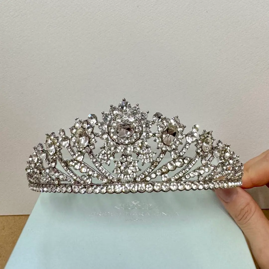 高い素材 tiara 2025年最新】brides ginzaの人気アイテム メルカリ - ヘアアクセサリー