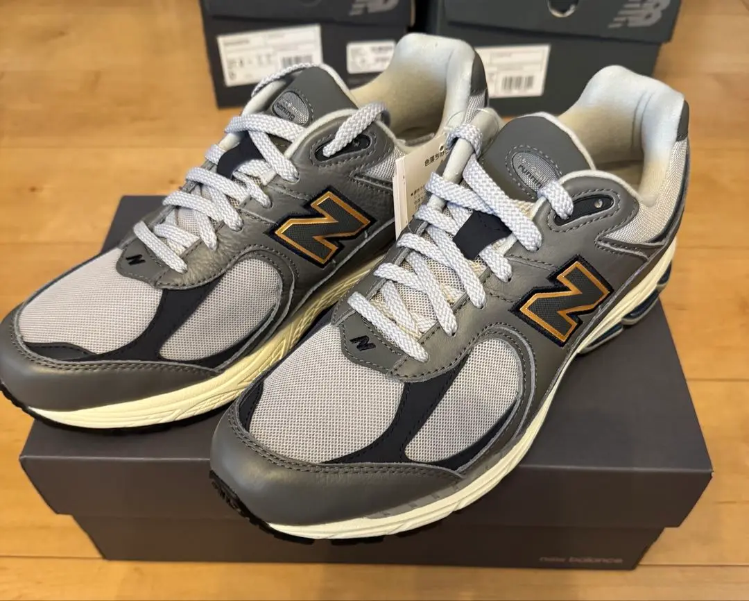 New Balance ニューバランス スニーカー M2002RHP 27 楽天市場】NEW BALANCE M2002 RHP ニューバランス GREY/GOLD