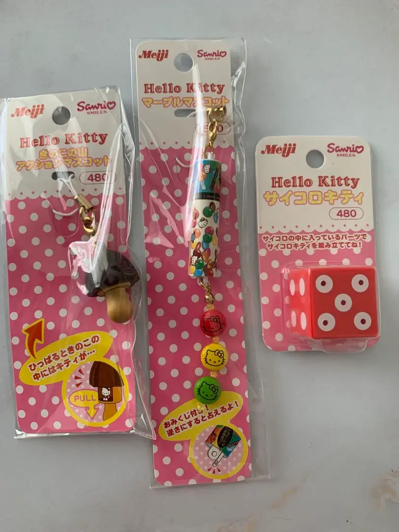 激レア未開封品　Meiji ハローキティ　きのこの山 アクションマスコット きのこの山 キティ アクションマスコット ストラップ - メルカリ
