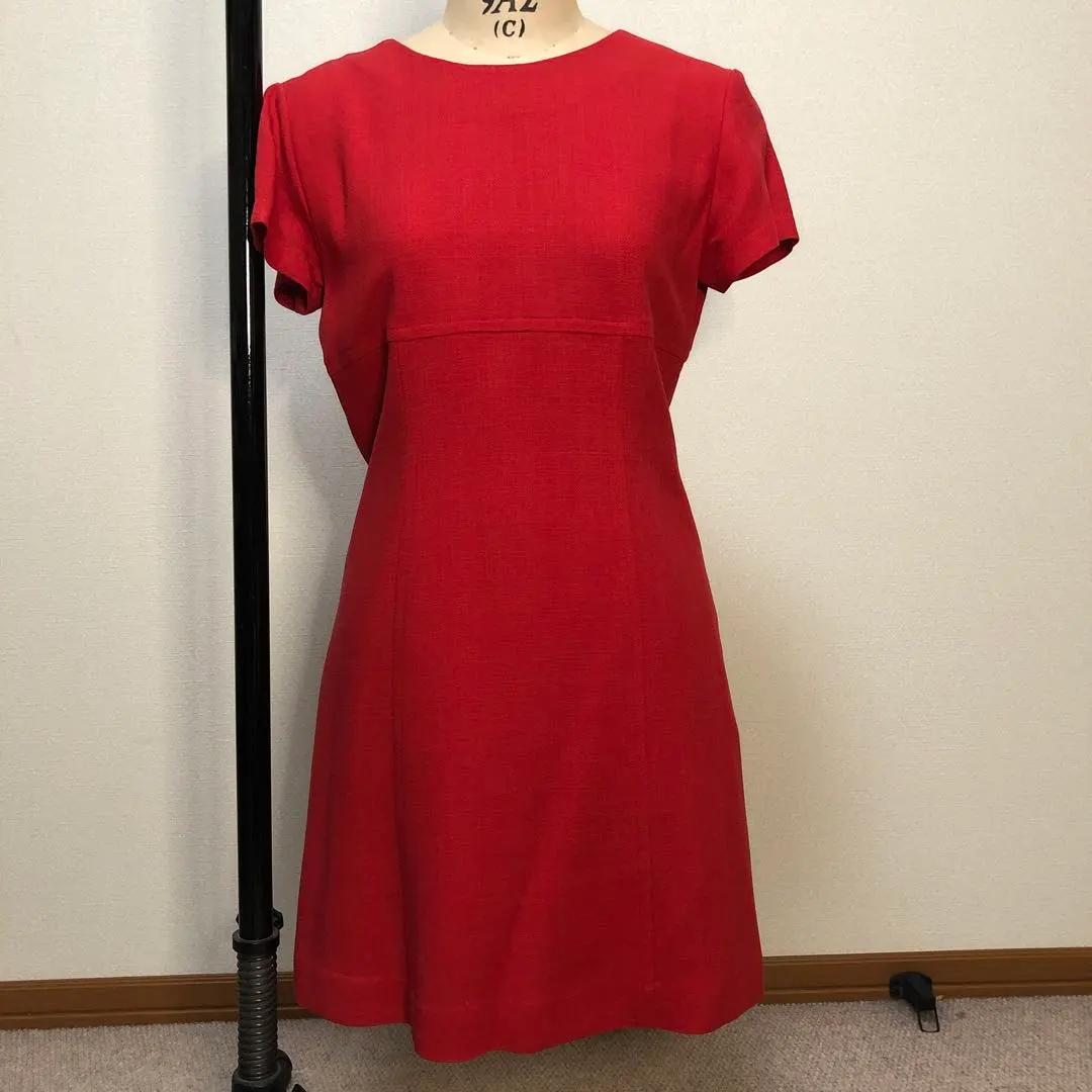 Thumbnail of Red dress mini size 9