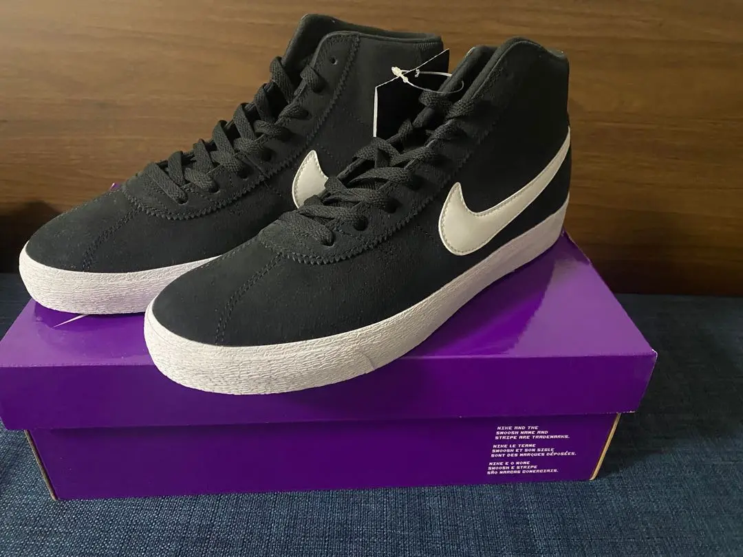 NIKE(ナイキ) ブレインレザー　ガムソール ☆NIKE：BRUIN☆ナイキ：ブルイン♪レザー.ガムソール/美品