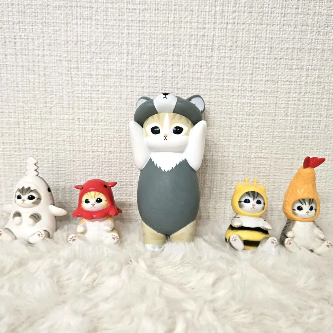 Thumbnail of Set of 5 Cat Character Figures