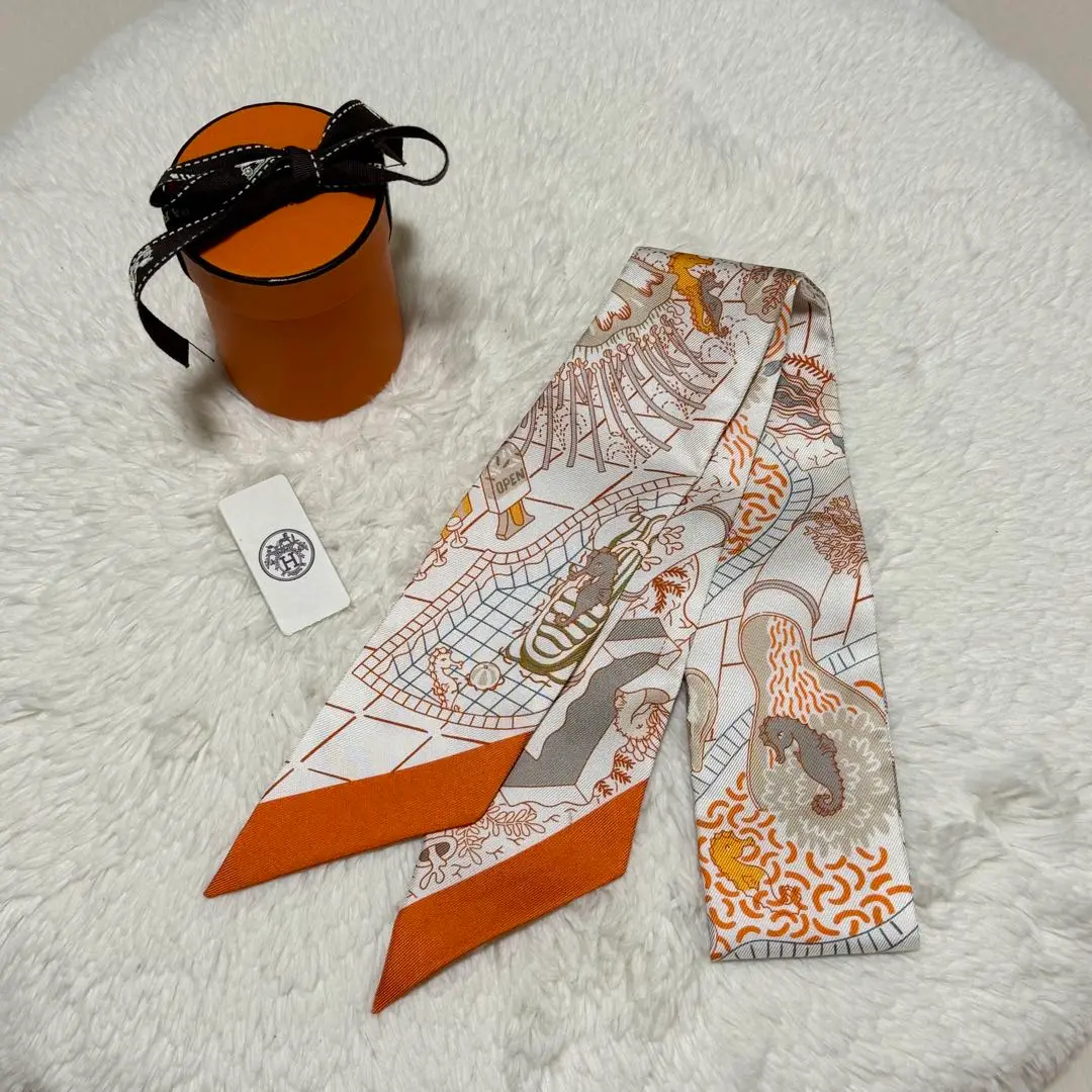 新品　Hermes エルメス　ツイリー　スプラッシュパーク Twilly 《スプラッシュパーク》 | Hermès - エルメス-公式サイト