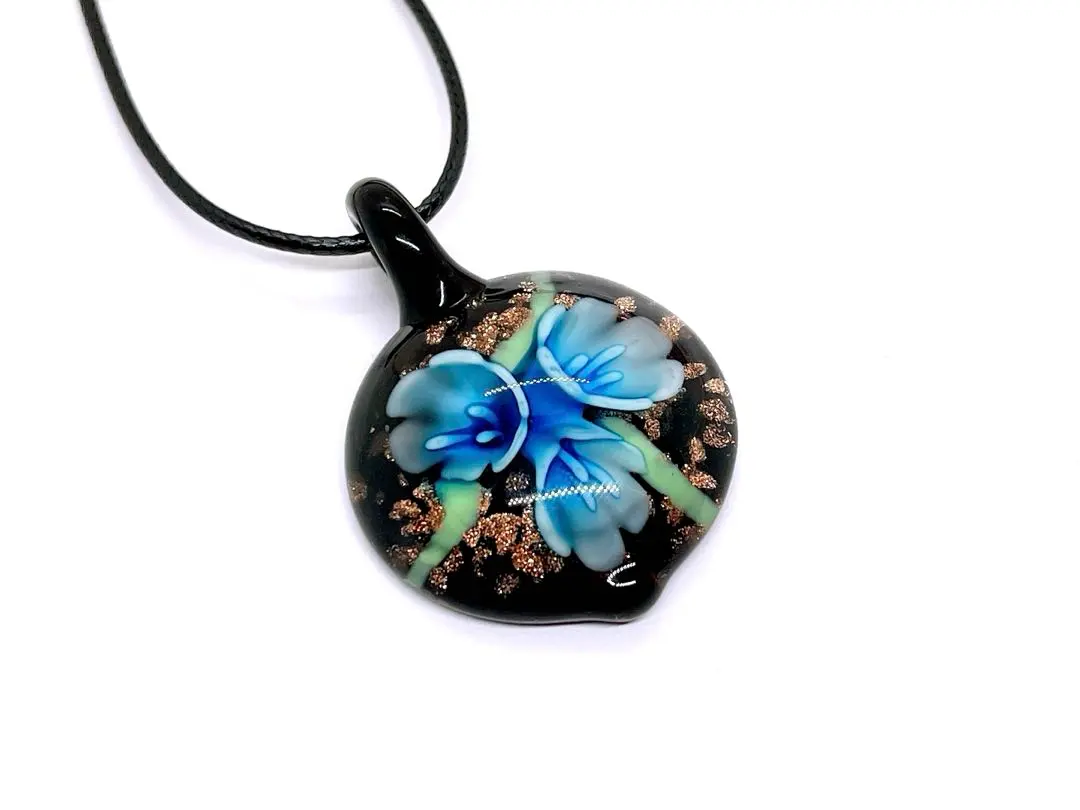 Thumbnail of No. 19 Venetian-style glass top necklace, glasswork, with leather cord