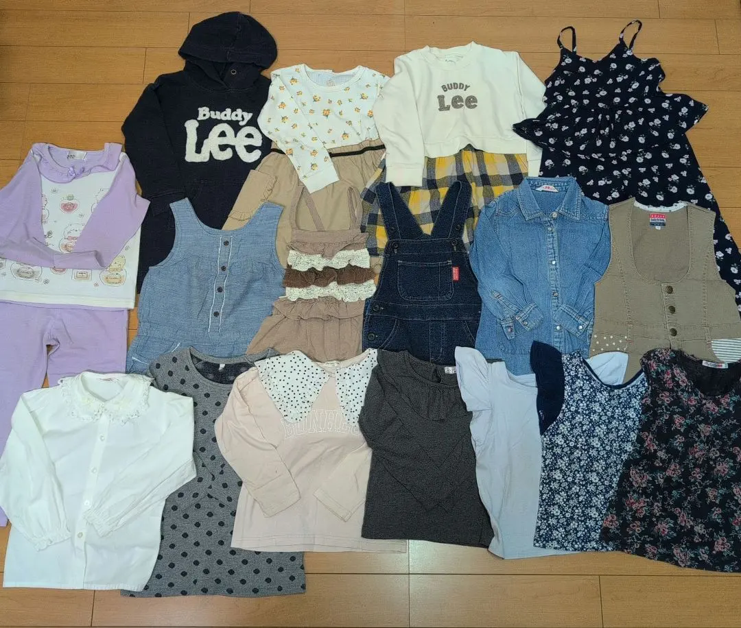 Thumbnail of Kids' clothing 17-piece set, size 110 ☆ Spring, Summer, Autumn