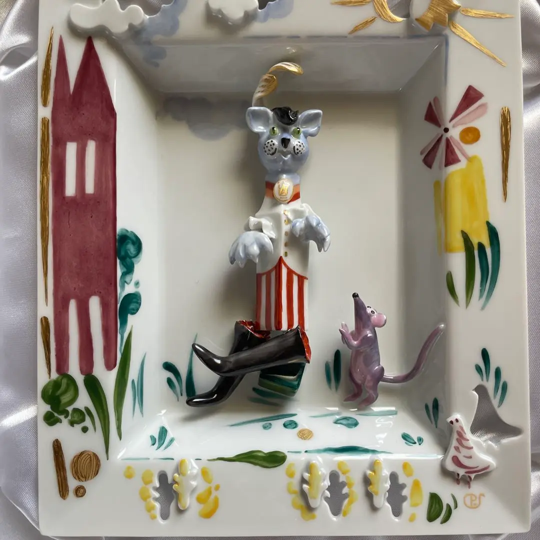 マイセン　メルヘンプラーク　魔法のテーブル Meissen マイセン メルヘンプラーク 『魔法のテーブル』 2015年