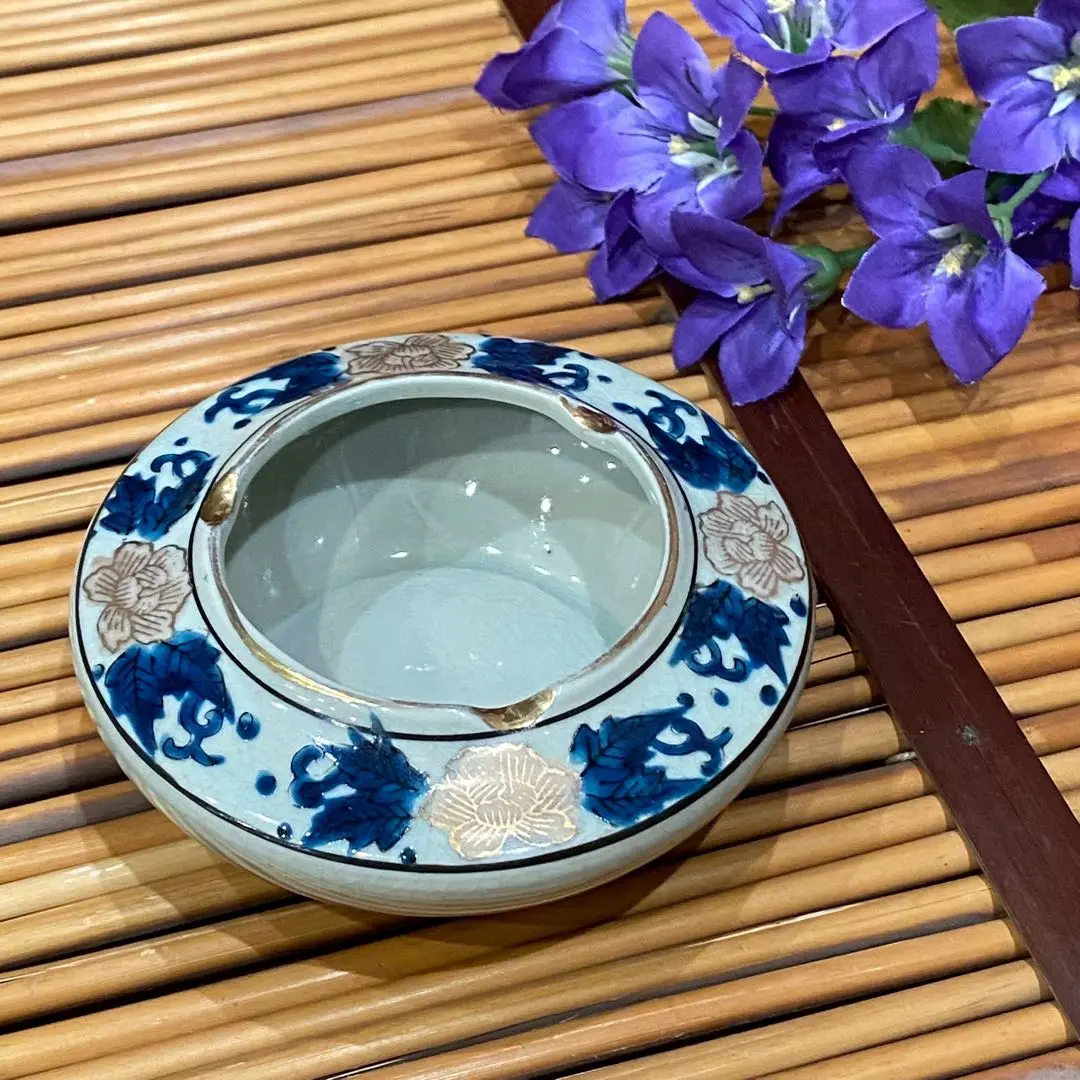 限定 九谷　伝統工芸　灰皿 Amazon.co.jp: 限定 九谷 伝統工芸 灰皿 : Hobbies
