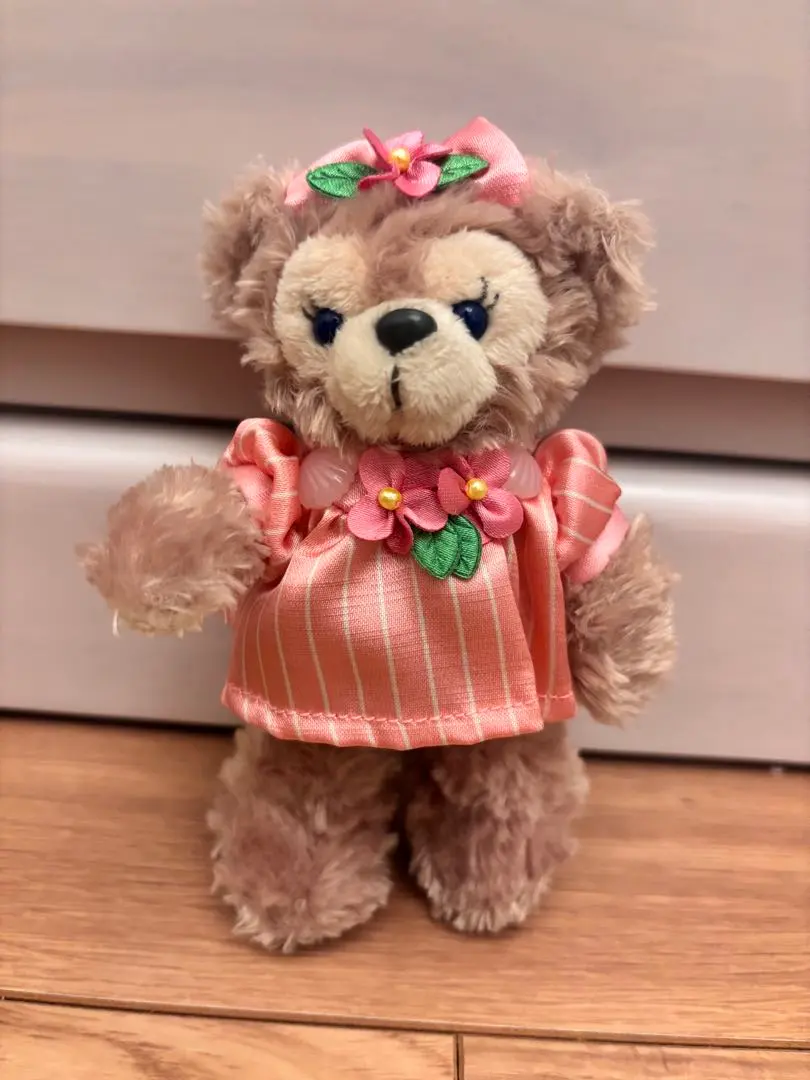 Thumbnail of Spring Voyage ShellieMay Plush Badge Tokyo DisneySea