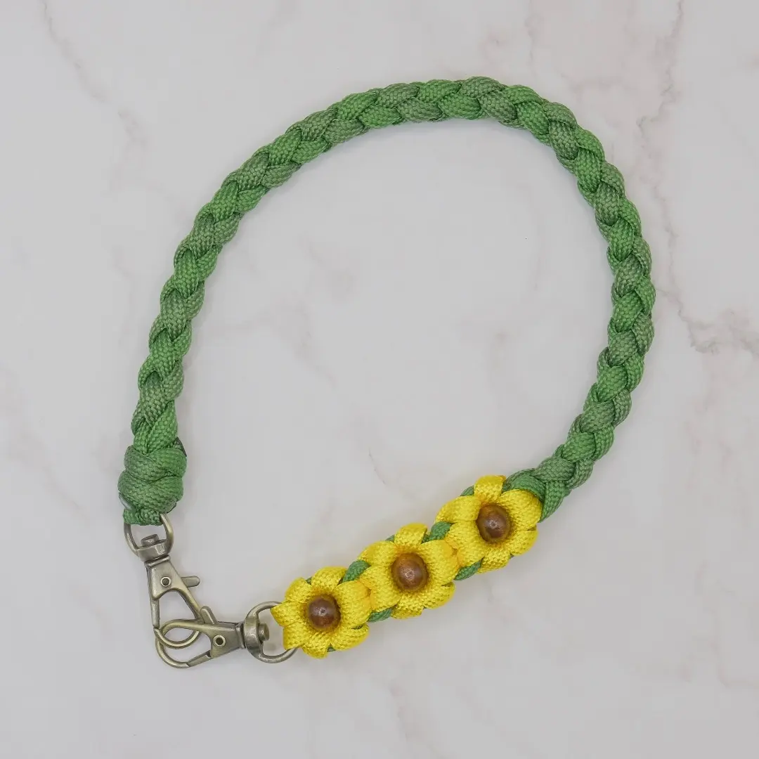 Thumbnail of Handmade Hand Strap Smartphone Charm Paracord Flower x3 HS123