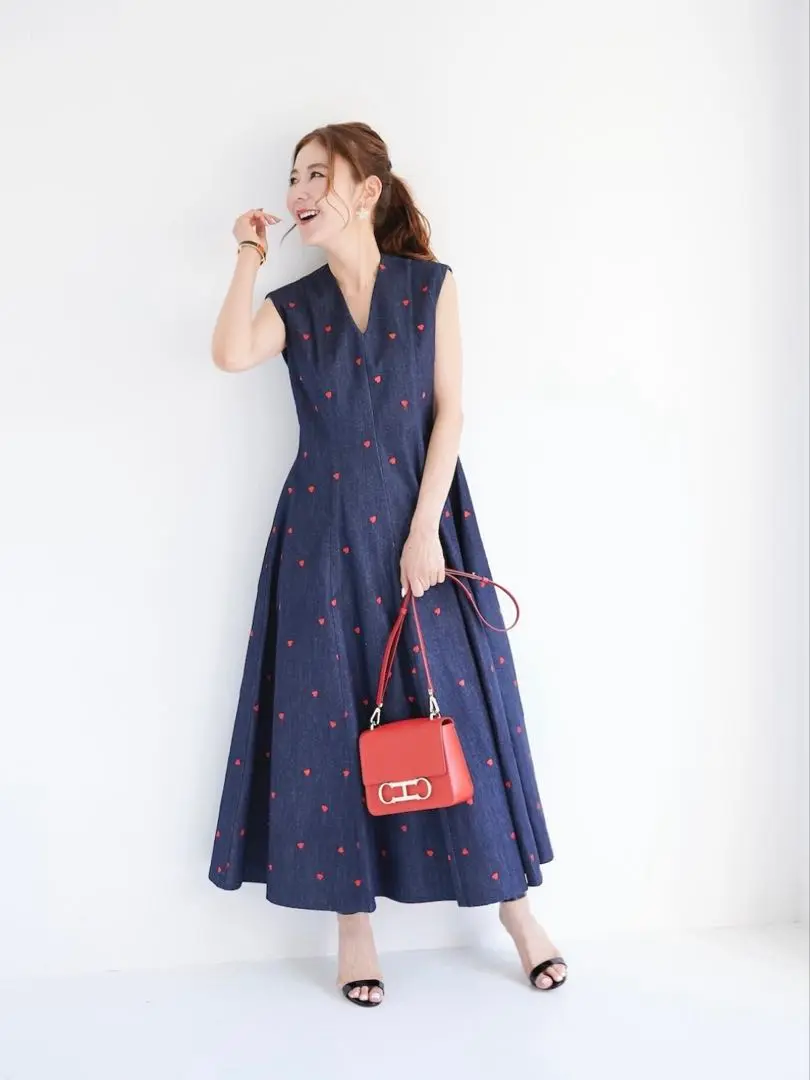 ハート刺繍ティアードワンピース/ピンク | DRESS | OBLI