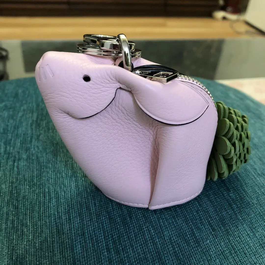 【8日終日まで限定値下げ】LOEWE(ロエベ)バニーチャーム、コインケースうさぎ 楽天市場】LOEWE ロエベ アニマルコレクション バニー ラビット