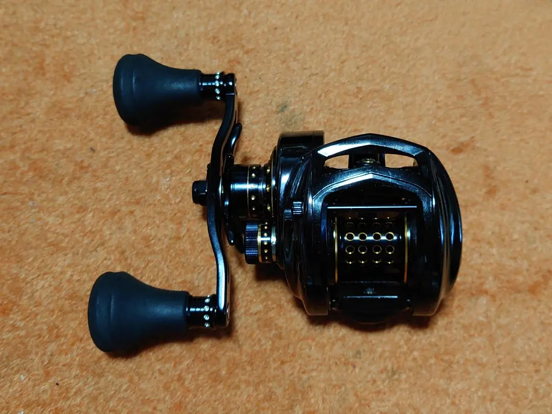 Thumbnail of Abu Garcia Black 9 Handle Modification