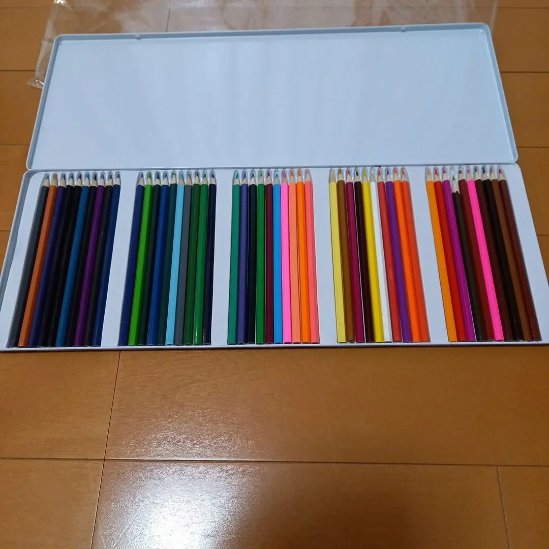彩色鉛筆 50色 的縮圖