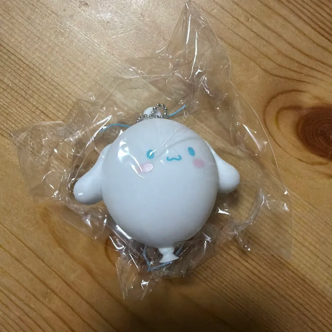 Thumbnail of Cinnamoroll Balloon Character Keychain