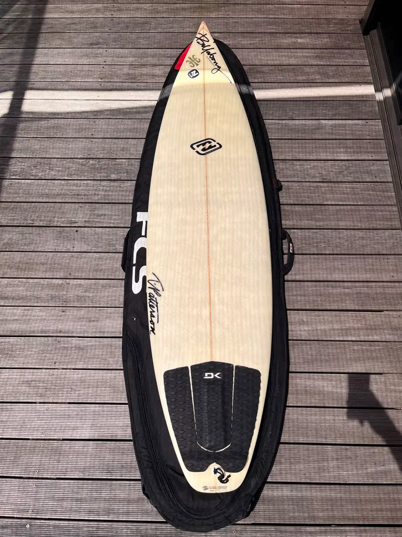 【激安】Billabong ショートボード サーフボード フィン、ケース付き 2025年最新】BILLABONG フィン本数：トライフィン ショート