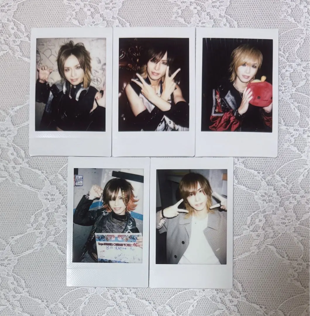 Thumbnail of Tomoya (Royz) Cheki (Photo) ④