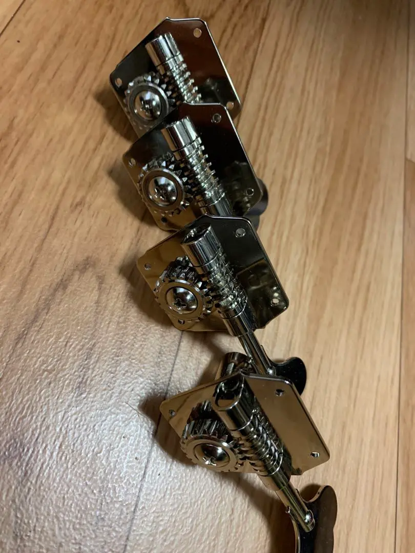 売り切り！GOTOH GBR640/L4 Nickel 逆巻、ブッシュ付き GOTOH ( ゴトー ) GBR640/L4 X-Nickel 送料無料 | サウンドハウス