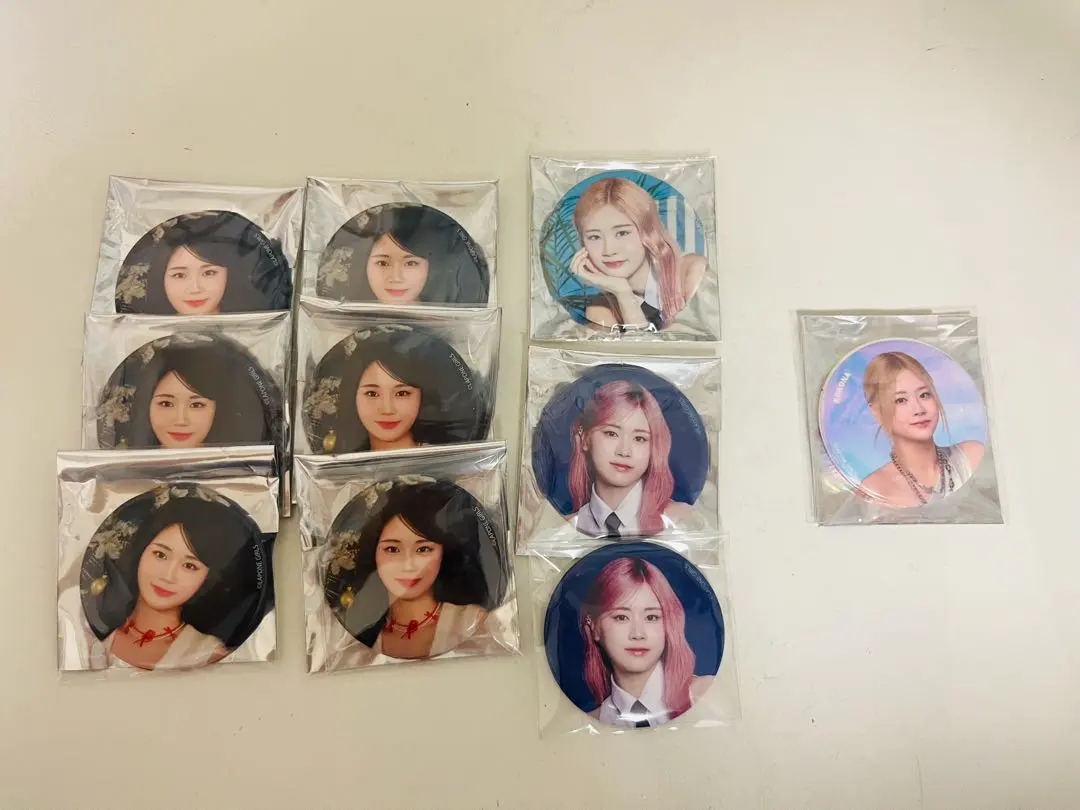 Thumbnail of Kokona Sasaki Can Badge Set