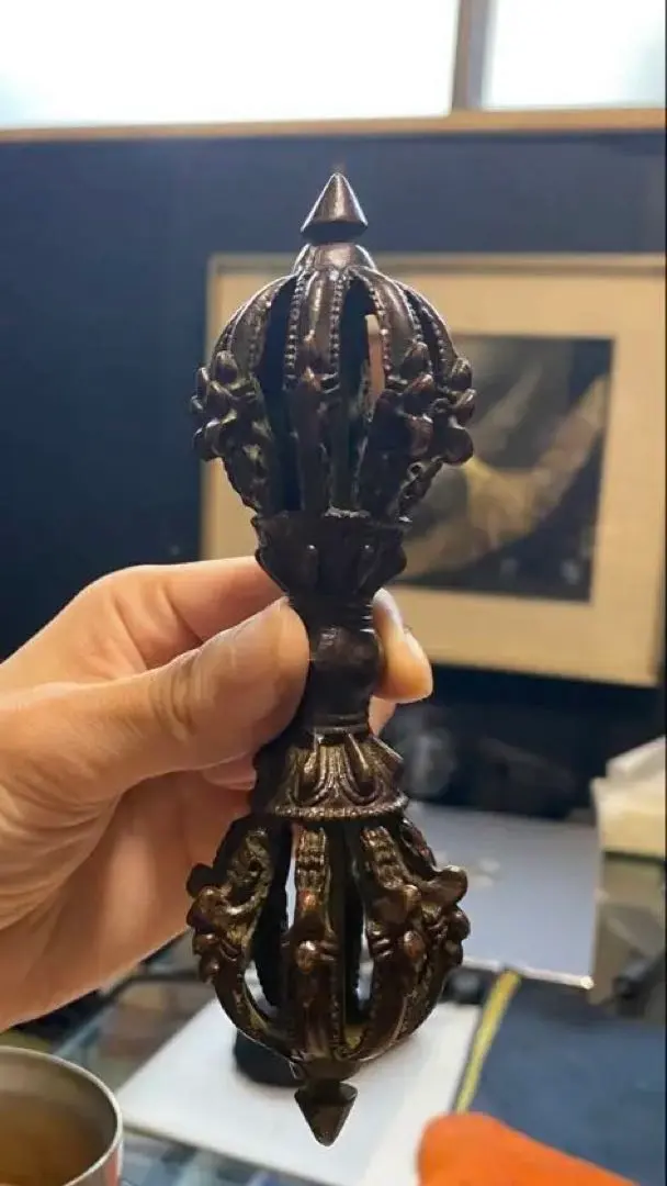 Thumbnail of Gandhara style, esoteric Buddhist implements, copper Vajra, with a sense of age, refined craftsmanship, around the Edo period