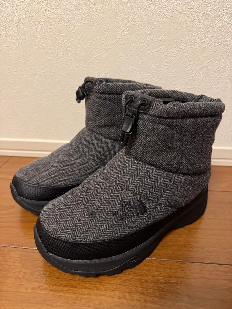 Thumbnail of The North Face snow boots, gray, 24cm