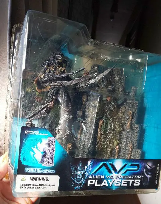 マクファーレントイズ エイリアンVSプレデター AVP フィギュア 全4体セット 一番人気物 マクファーレン プレイセット プレデター VS