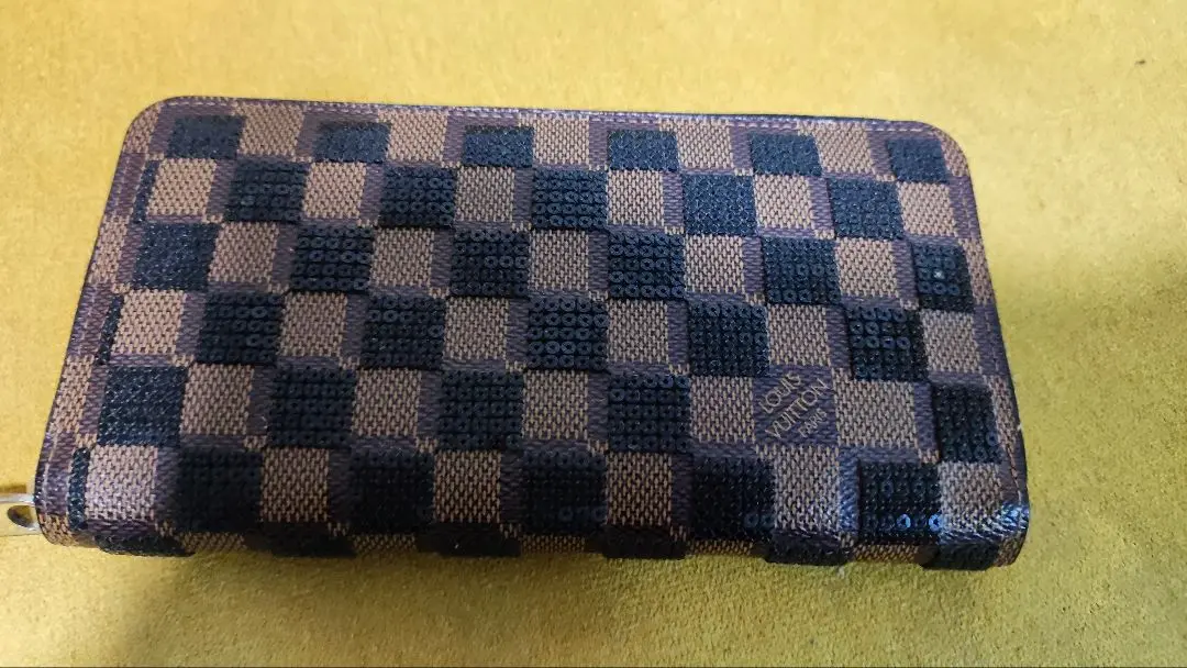 【美品 シルク混】ルイヴィトン ダミエ スパンコールカラー ニット ネイビー M 美品 シルク混】ルイヴィトン ダミエ スパンコールカラー ニット