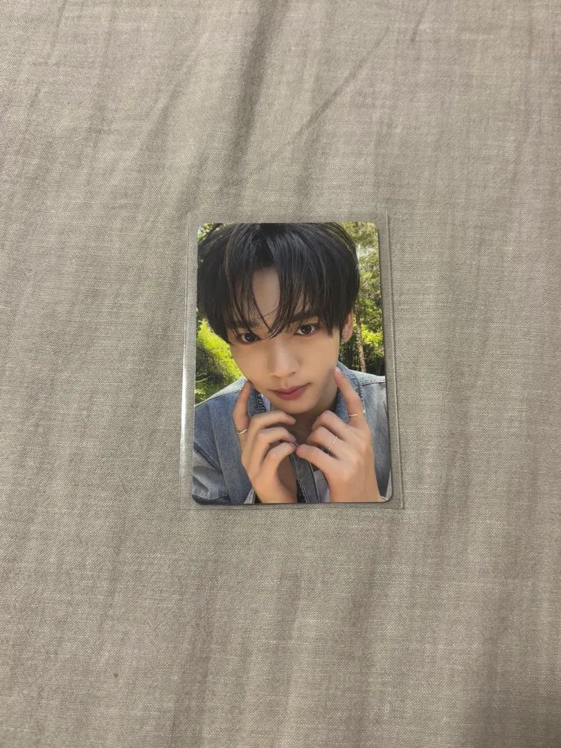 Thumbnail of ZB1 Yujin trading card