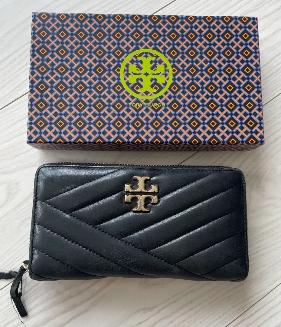 【極美品】 トリバーチ キラ シェブロン コンチネンタル ジップ ウォレット 黒 トリーバーチ TORY BURCH 【TORY BURCH】トリーバーチ キラ
