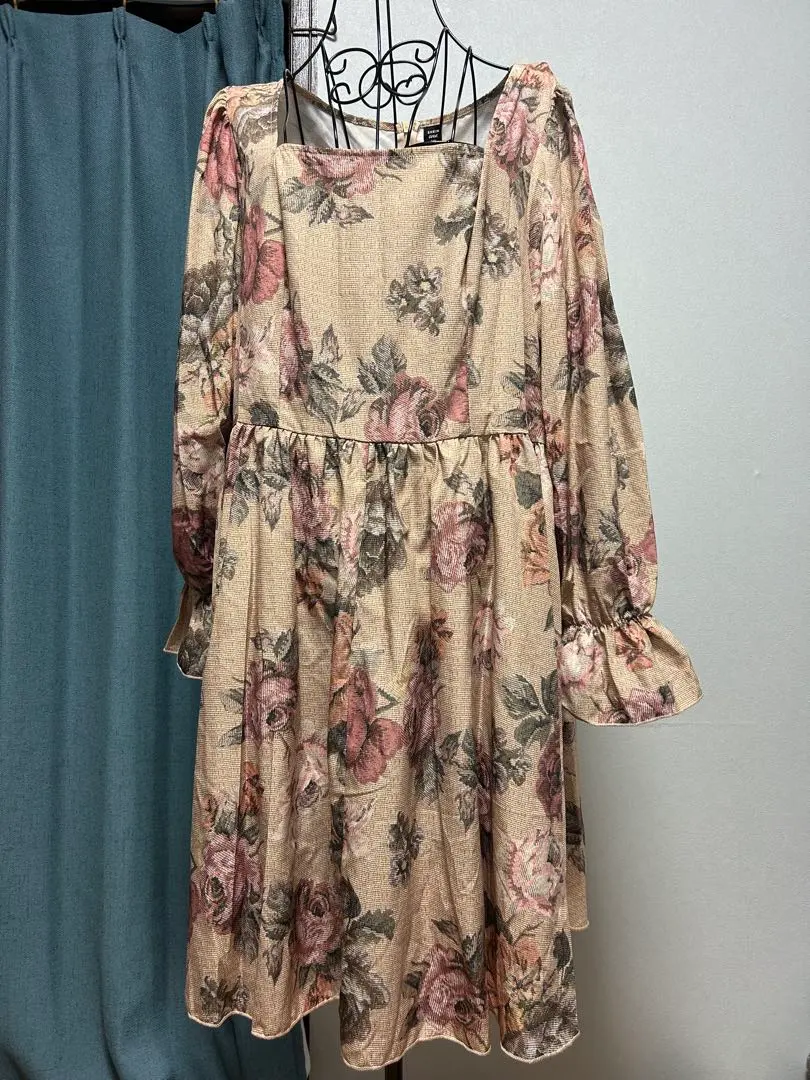 Thumbnail of SHEIN Floral Print Dress 1XL