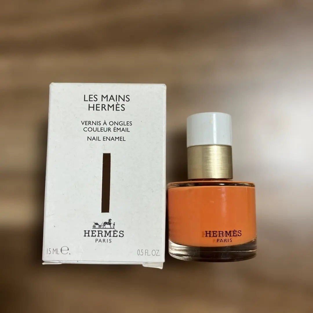 エルメス Hermes　レ・マン・エルメス ネイルカラー 49 新品未使用品 2025年最新】エルメス ネイル 49の人気アイテム - メルカリ