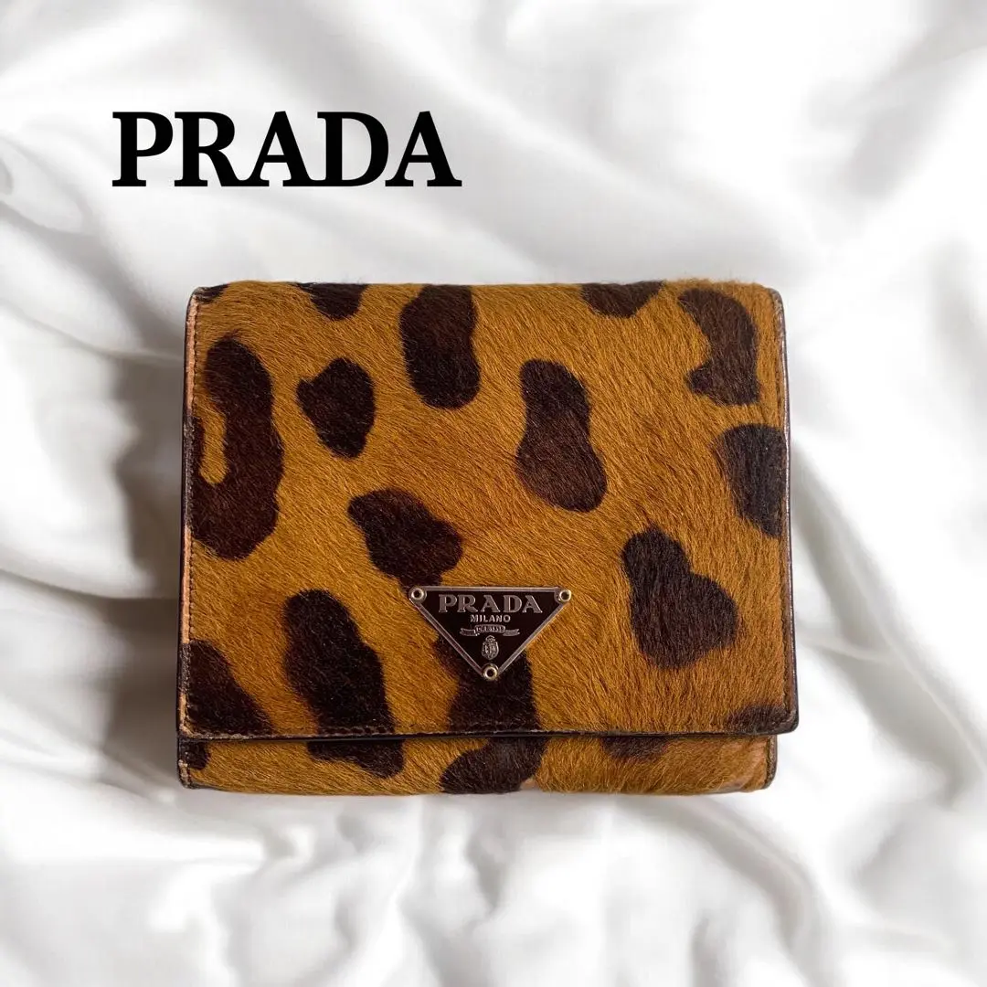 ♢激レア♢ PRADA プラダ 財布 二つ折り財布 アニマル柄 ハラコ ♢激レア♢ PRADA プラダ 財布 二つ折り財布 アニマル柄 ハラコ