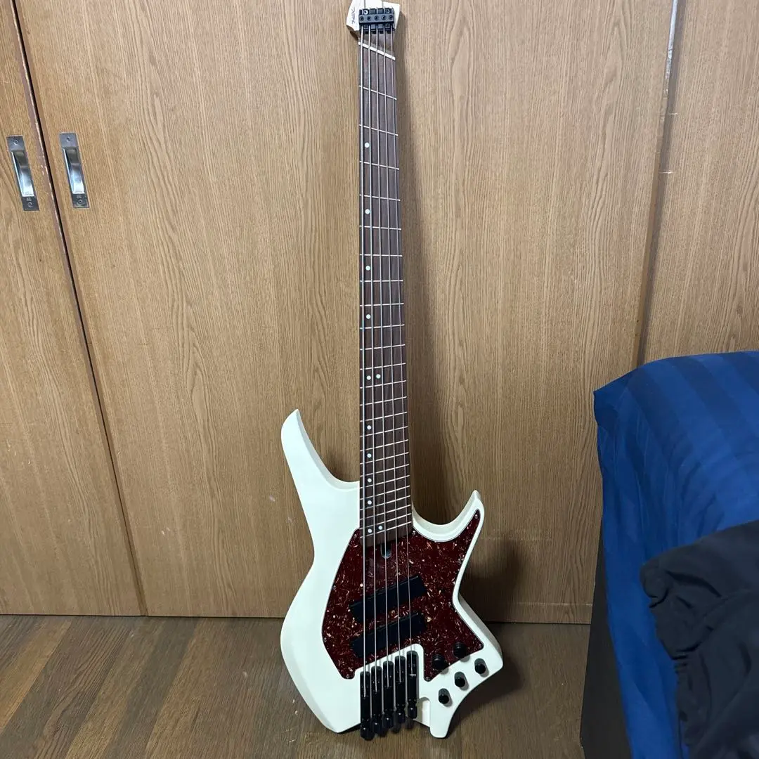 [中古]HEX Guitars NB505 Ivory 5弦ベース(キズあり) new】HEX Guitars / NB505 Ivory - Geek IN Box