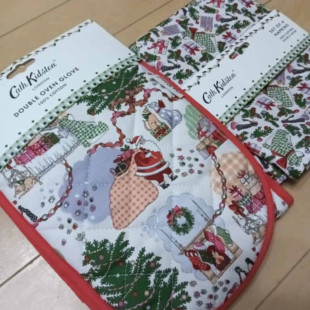 Cath Kidston キャス・キッドソン ストロベリー テーブルクロス Cath Kidston キャス・キッドソン ストロベリー テーブルクロス