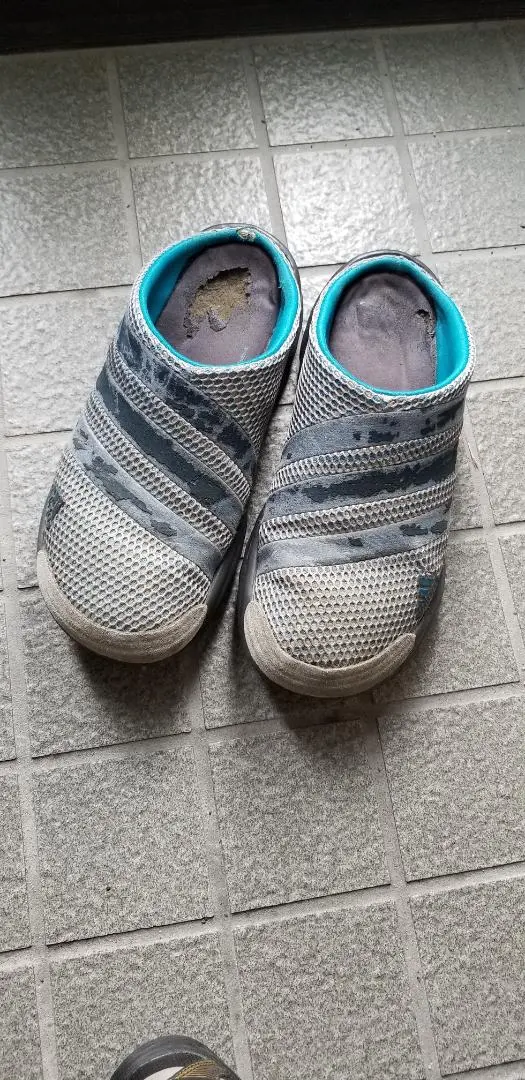 【441】✨美品✨adidas トアロ　グレー クロッグサンダル 441】✨美品✨adidas トアロ グレー クロッグサンダル