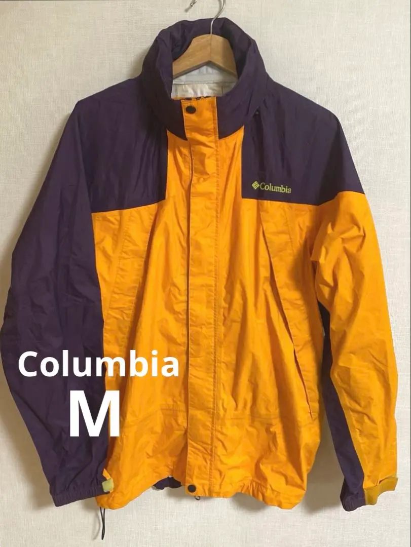 ⭐︎Columbia 哥倫比亞 尼龍外套 的縮圖