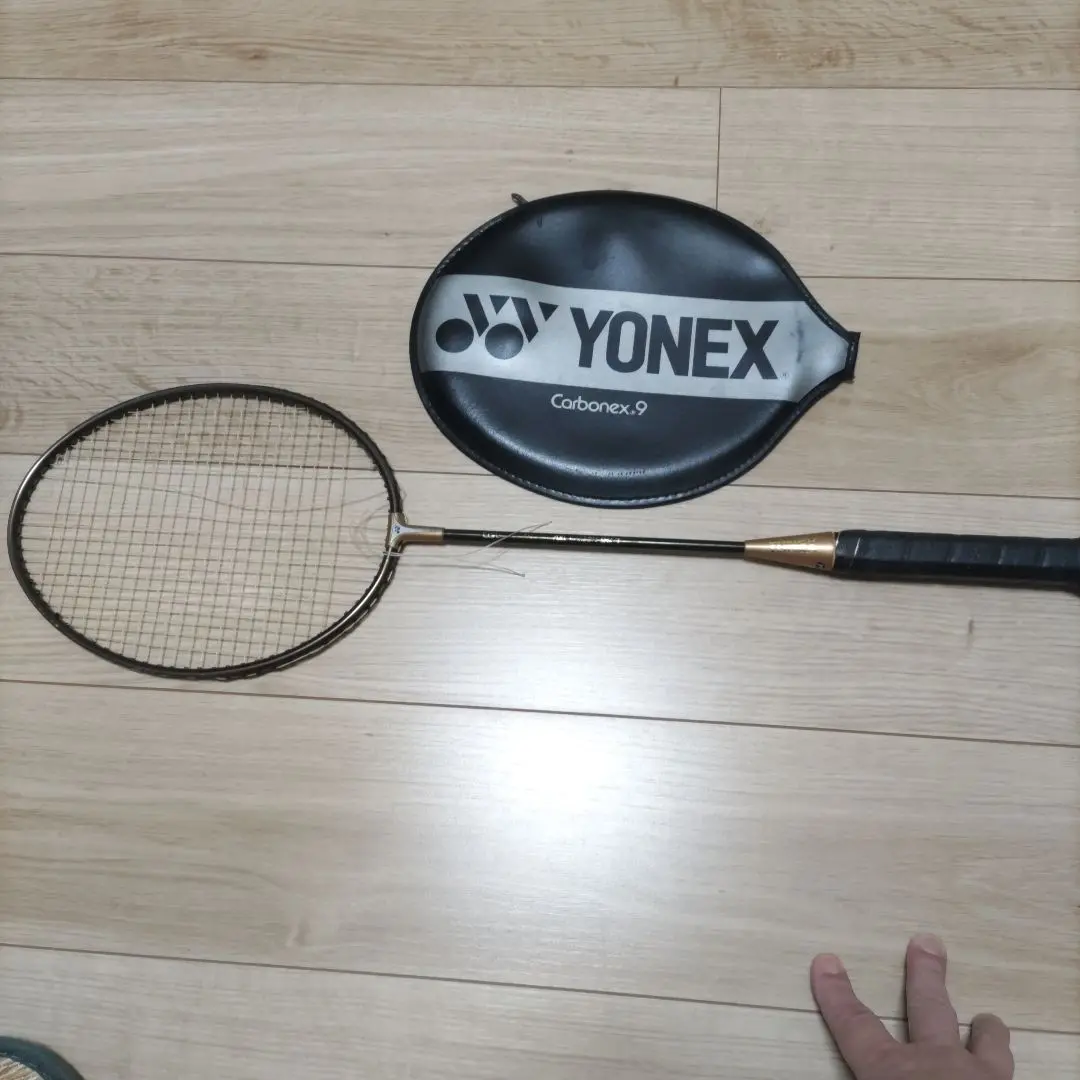良品 YONEX Carbonex 9 カーボネックス バドミントンラケット 美品 YONEX Carbonex 9 カーボネックス バドミントン ラケット