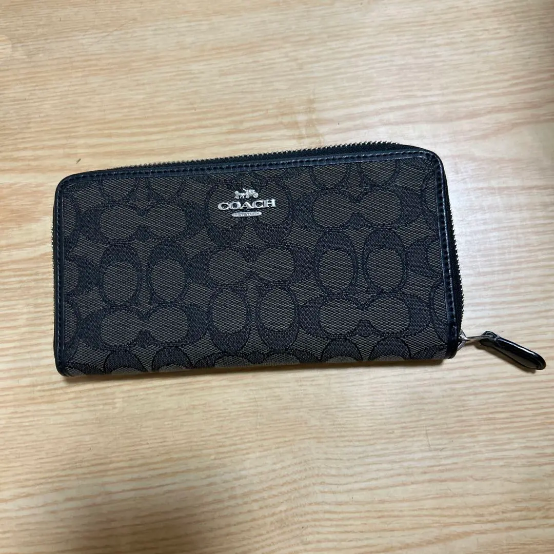 COACH 黑色 長款錢包 橢圓形圖案 的縮圖