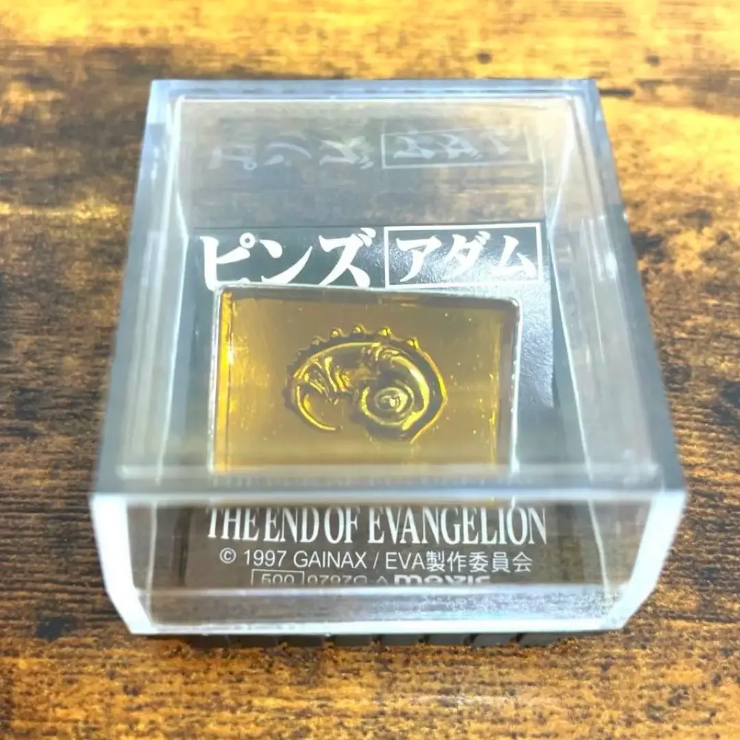 ピンズ　エヴァンゲリオン　アダム　リリス　ライターおまけ Amazon.co.jp: 新世紀エヴァ劇場版 「アダム」「リリス」ピンズ
