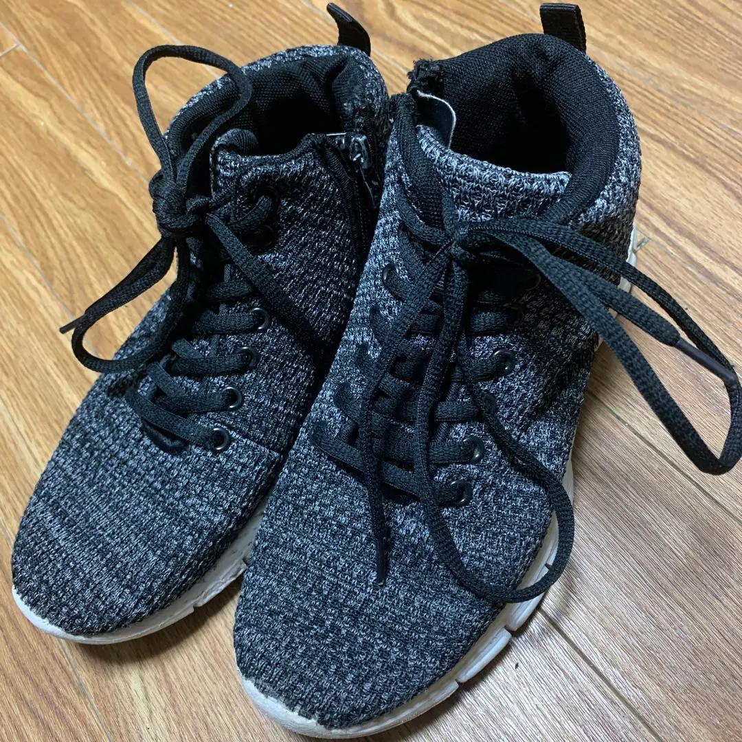 Thumbnail of High-cut sneakers, 23cm