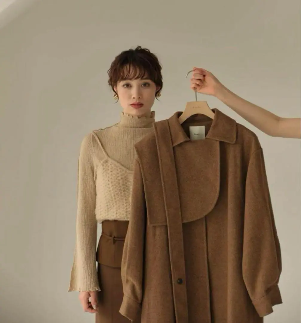 Èaphi コート ASYMMETRY CAPE TRENCH COAT / ivory , beige / short , 2 NEW