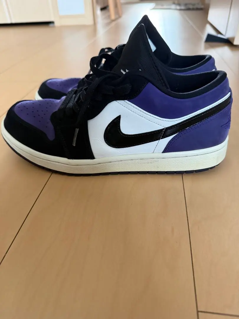 Nike Air Jordan 1 retro low Court Purple 的縮圖