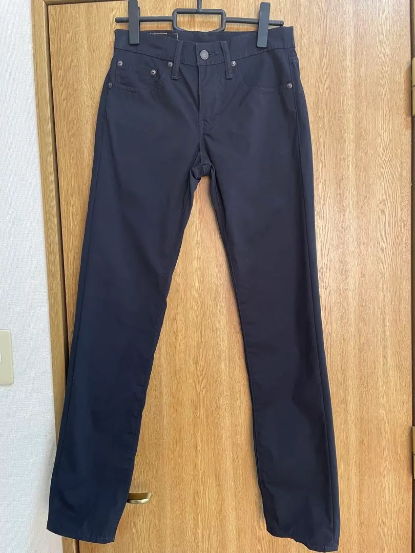 Thumbnail of Levi's 511 Slim Fit Stretch Material W28 L32 Inseam approximately 76cm