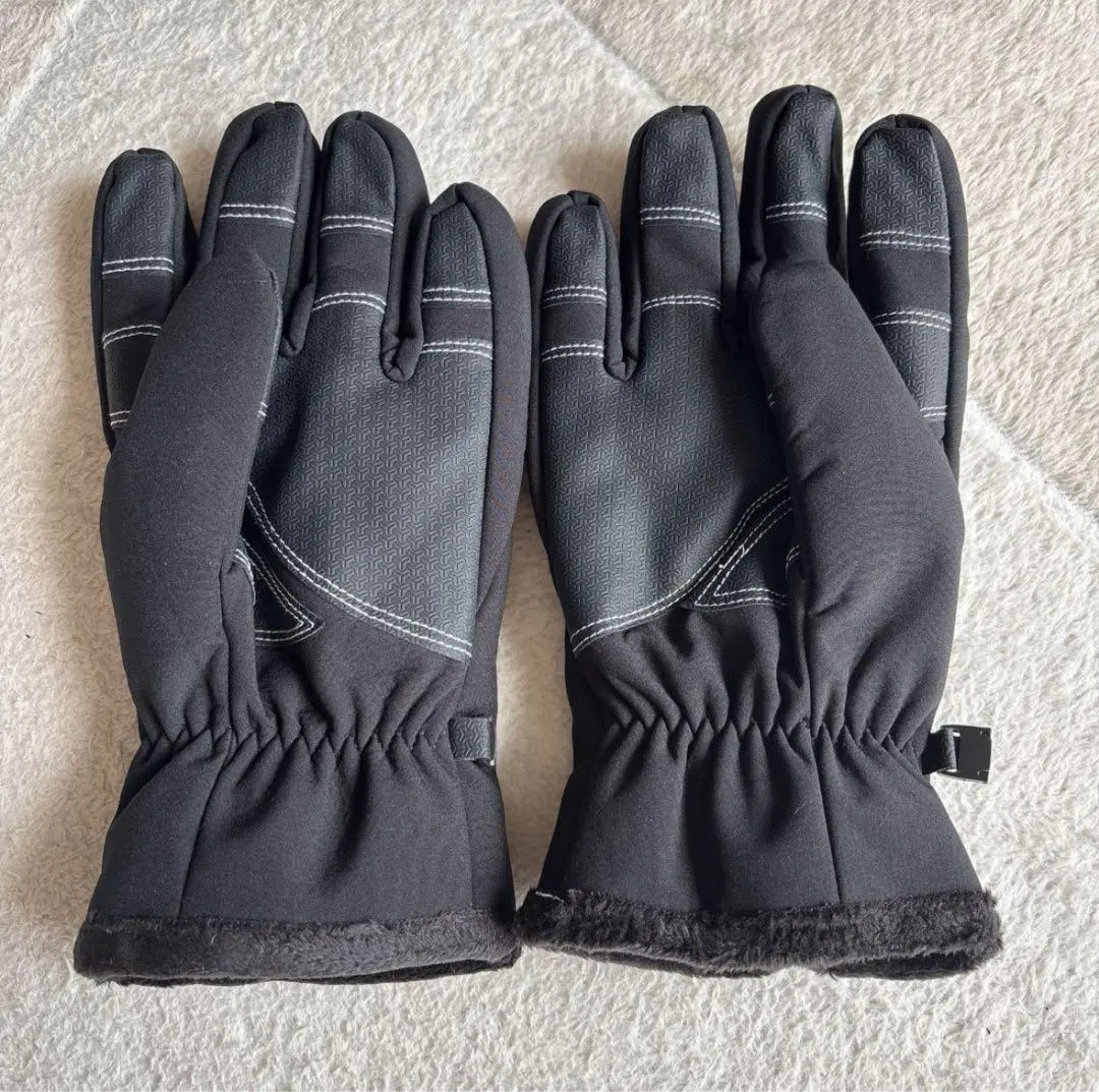 Thumbnail of Outdoor Gloves, Cold Weather, Cycling, Windproof, Touchscreen Compatible
